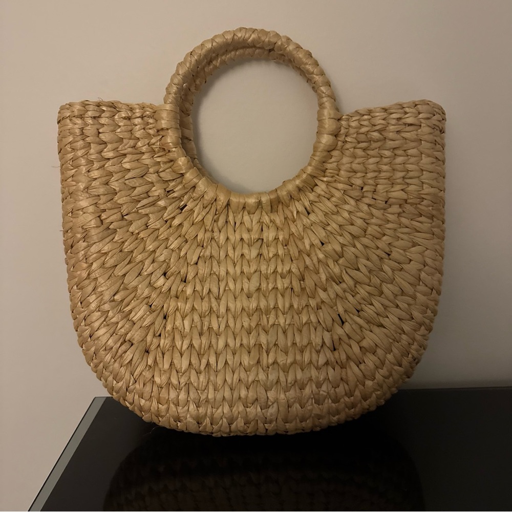 Elegant Tan Woven Tote Bag
